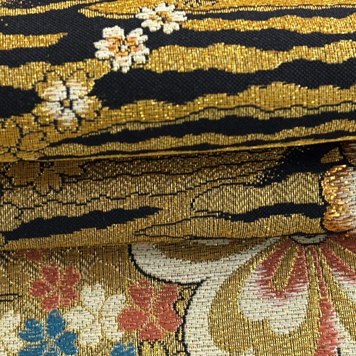 【美品】 袋帶 秀品級櫻花霞金金箔 黑 六通 純蠶絲