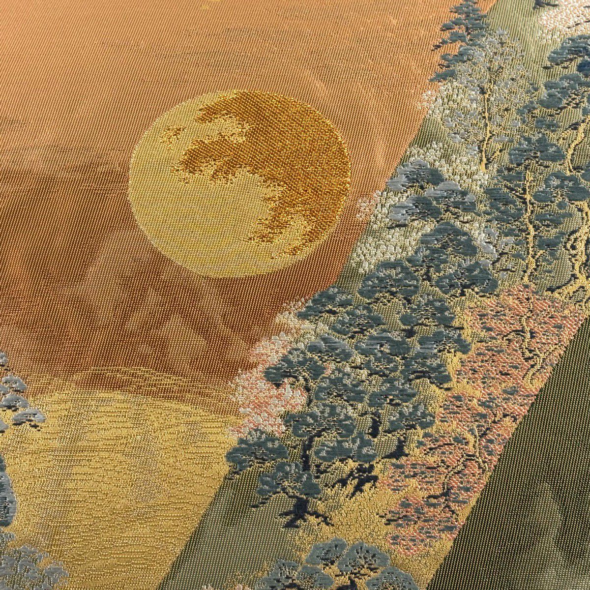 【美品】 袋帶 秀品級 風景 樹木 金金箔 唐織 金色 六通 純蠶絲