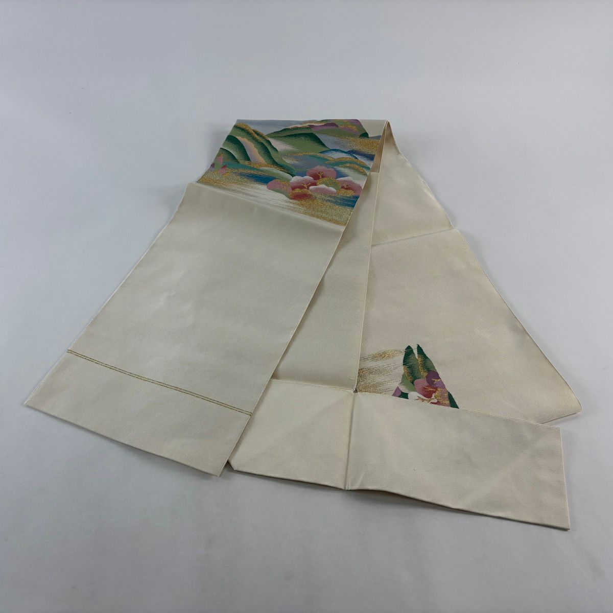 名古屋帶 優品級 松樹葉仕立 八寸名古屋帶 山並 樹木 金金箔 米色 純蠶絲