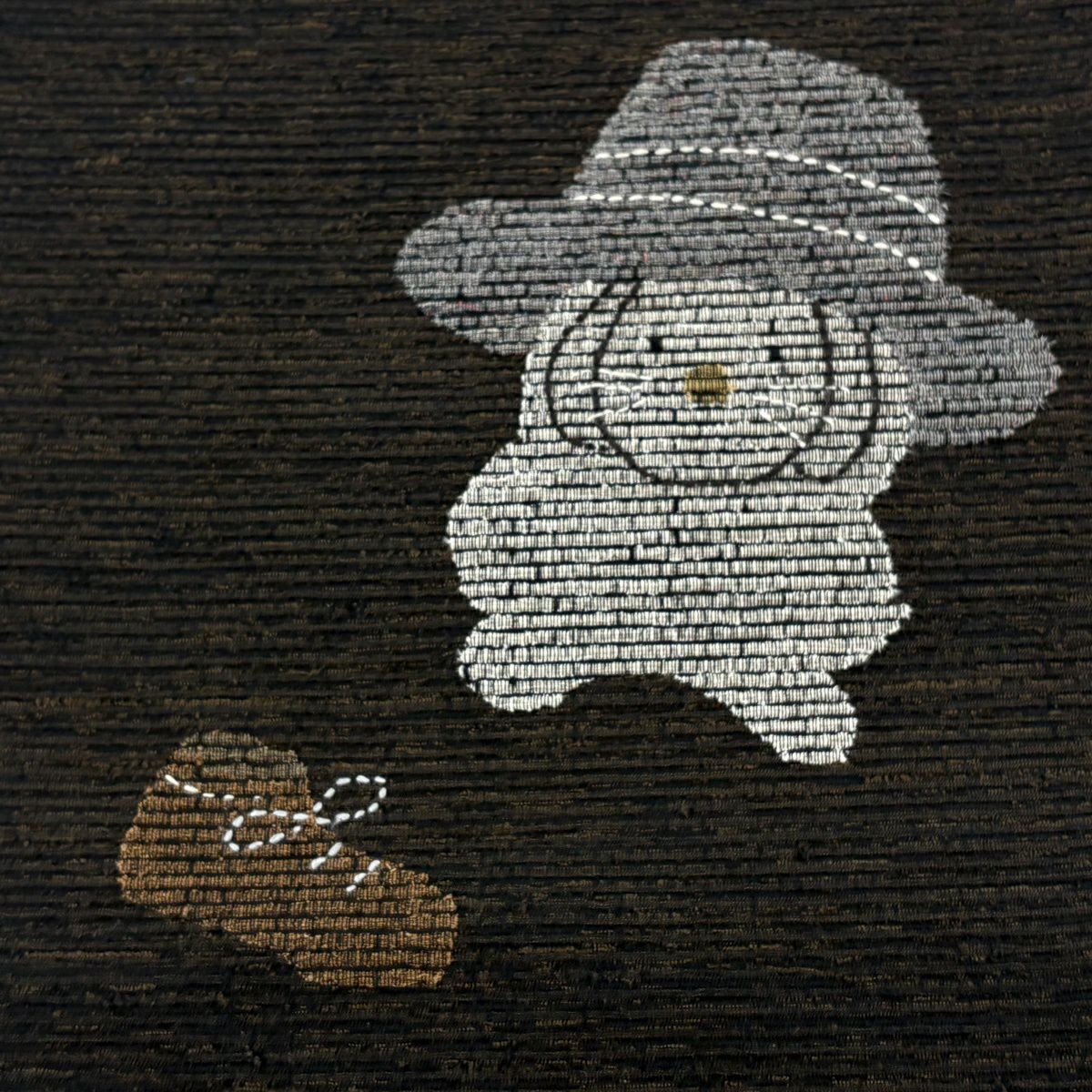 【美品】 名古屋帶 逸品級 八寸名古屋帶 動物 風球 刺繡 黑灰 純蠶絲