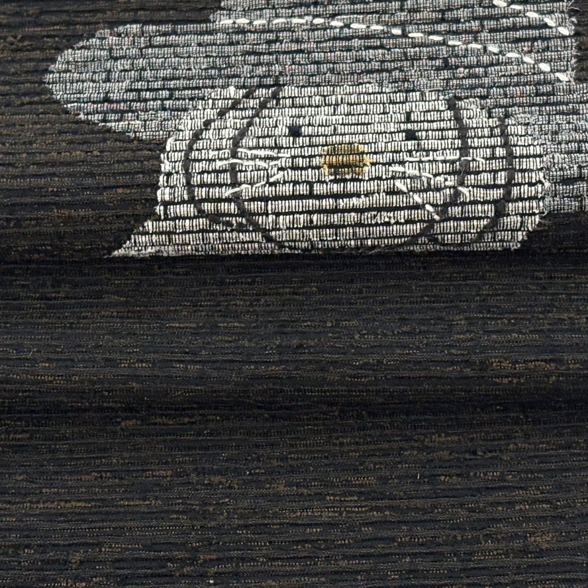 【美品】 名古屋帶 逸品級 八寸名古屋帶 動物 風球 刺繡 黑灰 純蠶絲