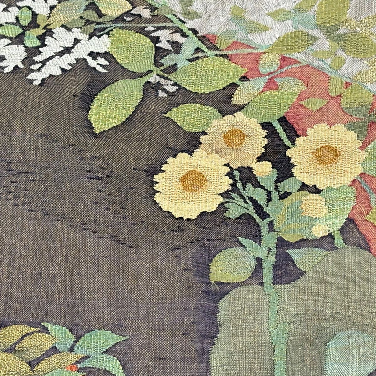 【美品】 袋帶 逸品級 草花紋 金糸 灰紫 お太鼓柄 純蠶絲