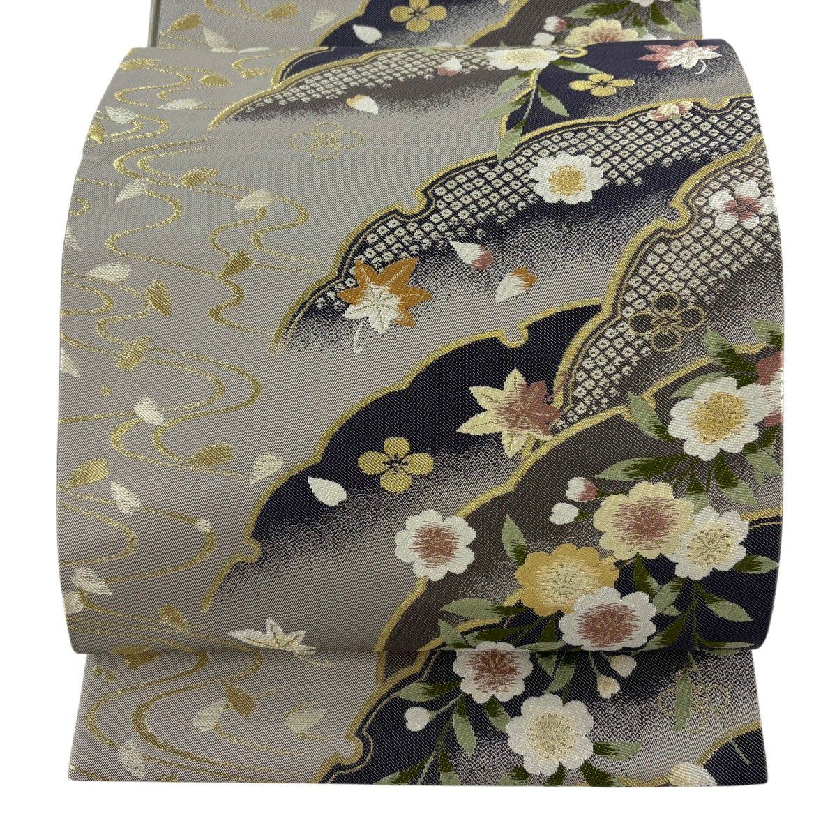 【美品】 袋帶 逸品級 坂東三津五郎 落款 花布季 大和 櫻楓 流水 金絲 灰色 六通 純蠶絲