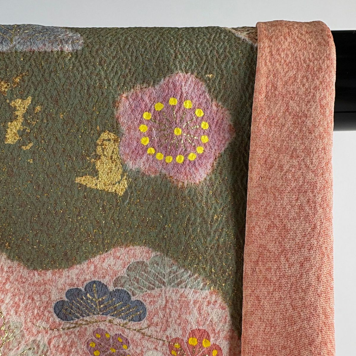 訪問服 身長166.5cm 袖長65cm M 雙層 松樹井青青 落款あり 霞 草花紋 金絲 金銀彩 粉紅 純蠶絲 逸品級