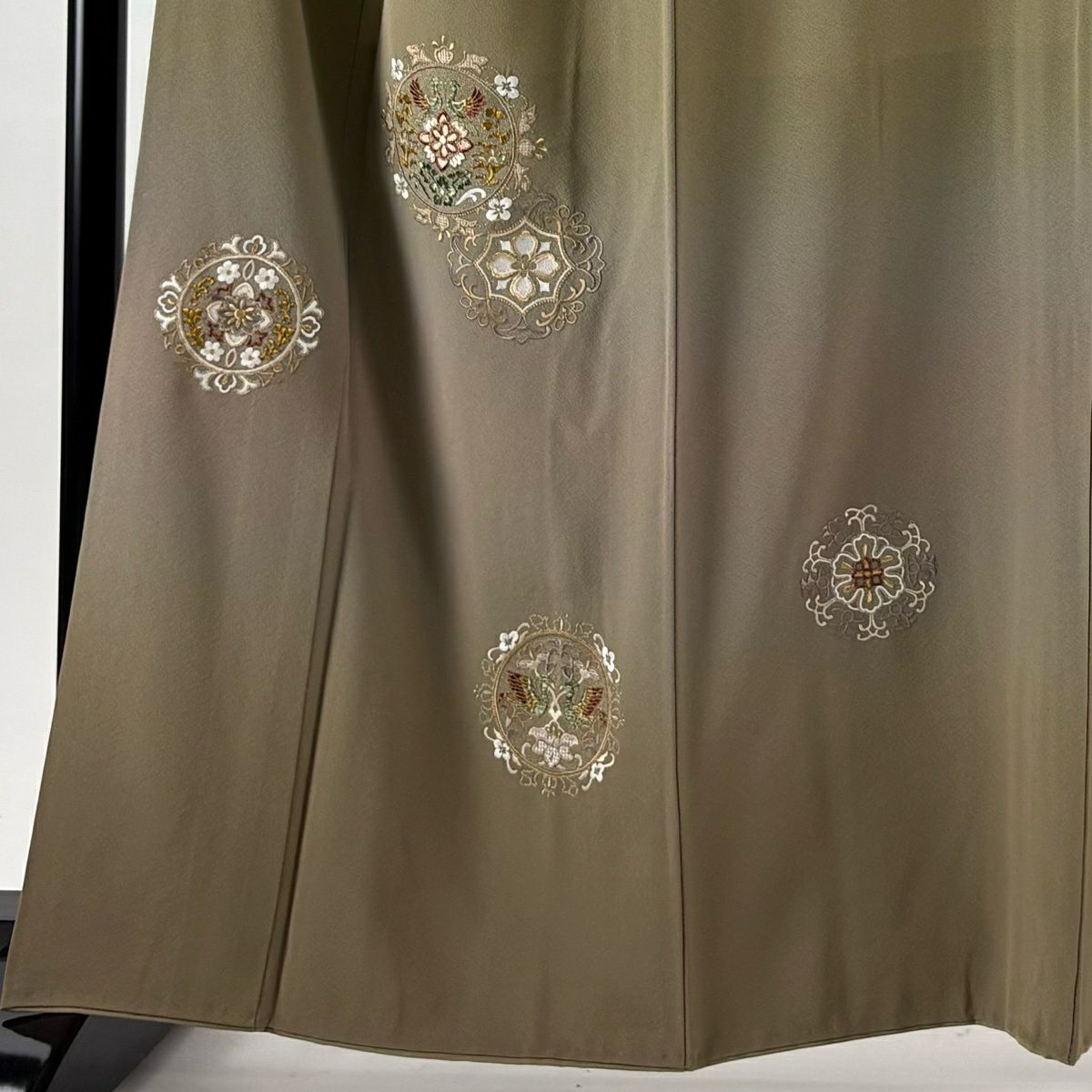 【美品】 付下 身長163.5cm 袖長68cm L 雙層 向鳥 華紋 刺繡 金線 灰綠 純蠶絲 秀品級 一個紋