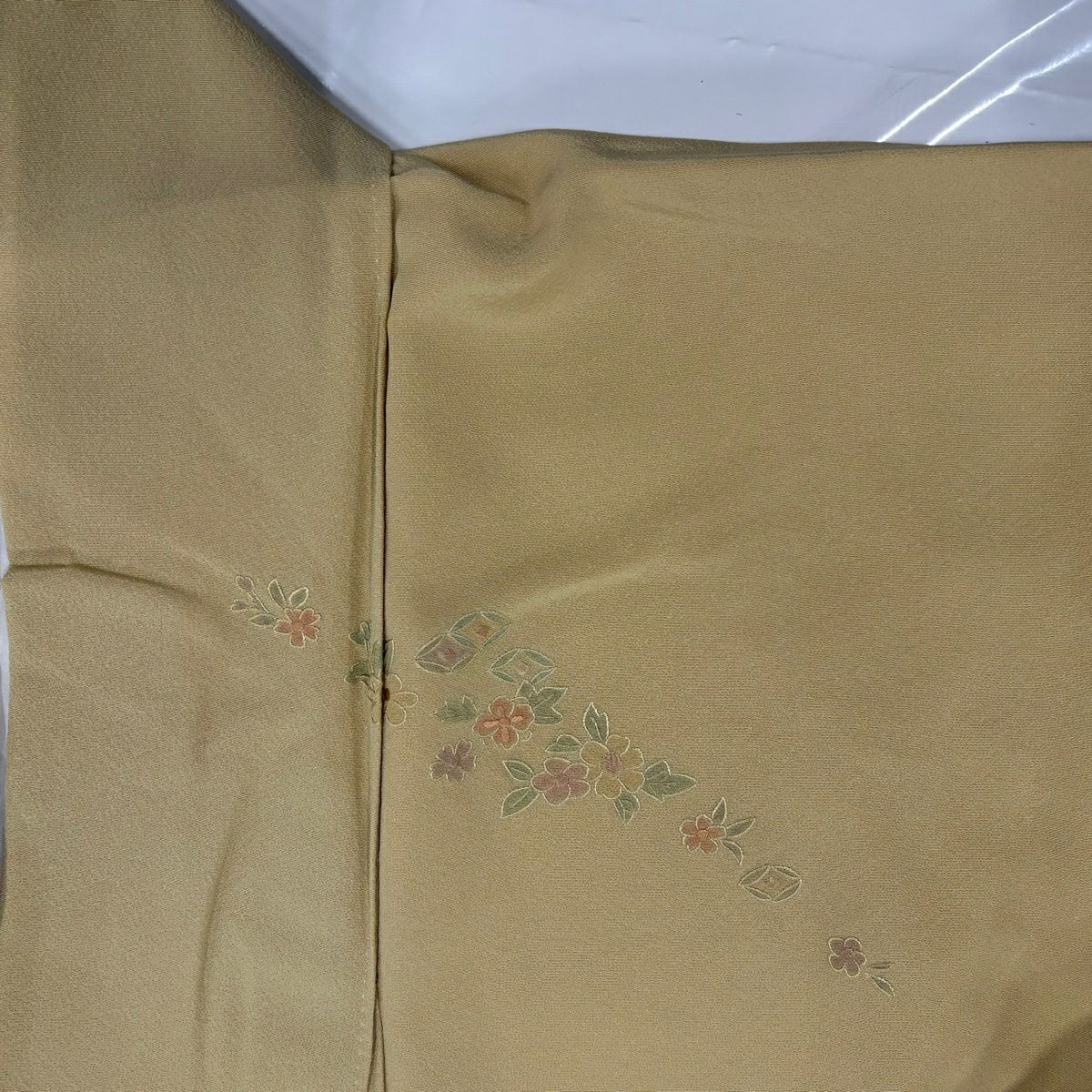 訪問服 身長165cm 袖長68cm L 雙層 華紋 草花紋紋 刺繡 黃色 純蠶絲 秀品級