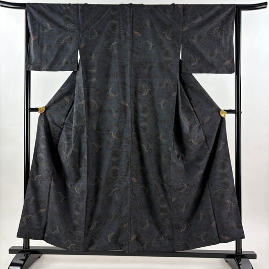 【美品】 大島紬織 身長156cm 袖長65cm M 雙層 純泥染 證書附帶 唐草紋 深藍 純蠶絲 優品級