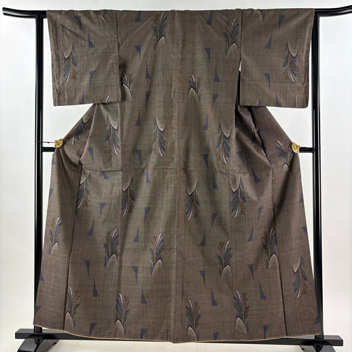 【美品】 大島紬織 身長160cm 袖長62.5cm S 雙層 純泥染 證書附帶 葉紋 幾何圖案 焦茶 純蠶絲 優品級