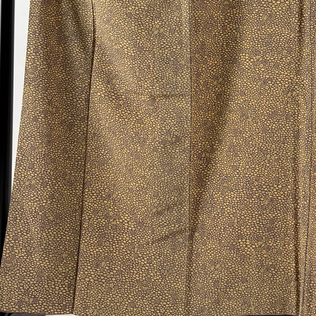 【美品】 小紋 身長161cm 袖長62.5cm S 雙層 落款あり 樱花 兔子 淡茶 純蠶絲 優品級