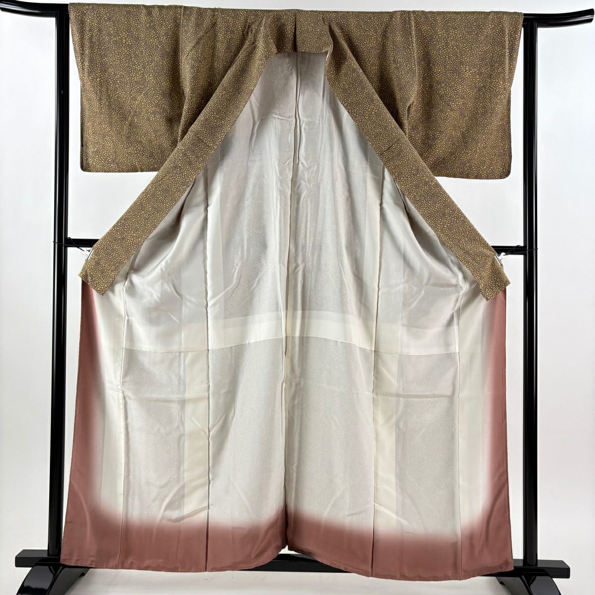 【美品】 小紋 身長161cm 袖長62.5cm S 雙層 落款あり 樱花 兔子 淡茶 純蠶絲 優品級