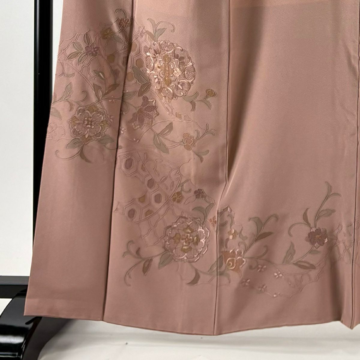 付下 身長163cm 袖長66.5cm M 雙層 華紋 花唐草紋 刺繡 金線 粉米色 純蠶絲 優品級
