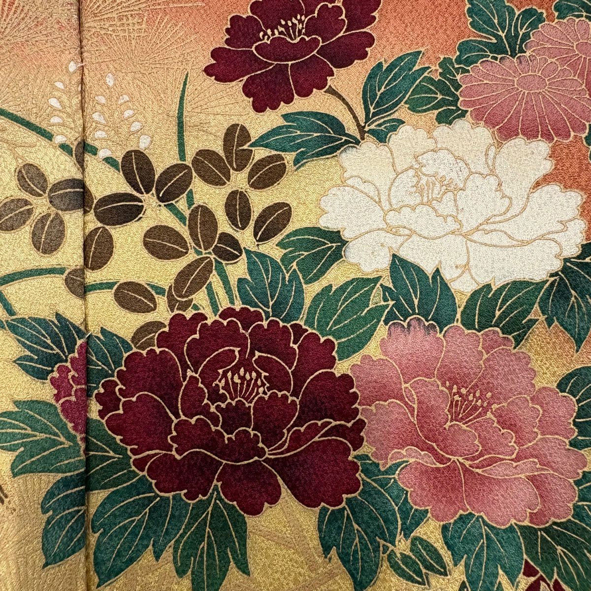 【美品】訪問服 身長181cm 袖長69cm 未仕立 雜繪 羽織外套 牡丹 松樹 金銀彩 紅茶 純蠶絲 秀品級
