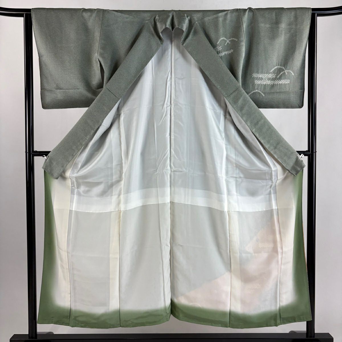 【美品】 付下 身長152cm 袖長64cm M 雙層 草花紋紋 ヱ霞刺繡 絞染 灰綠 純蠶絲 秀品級