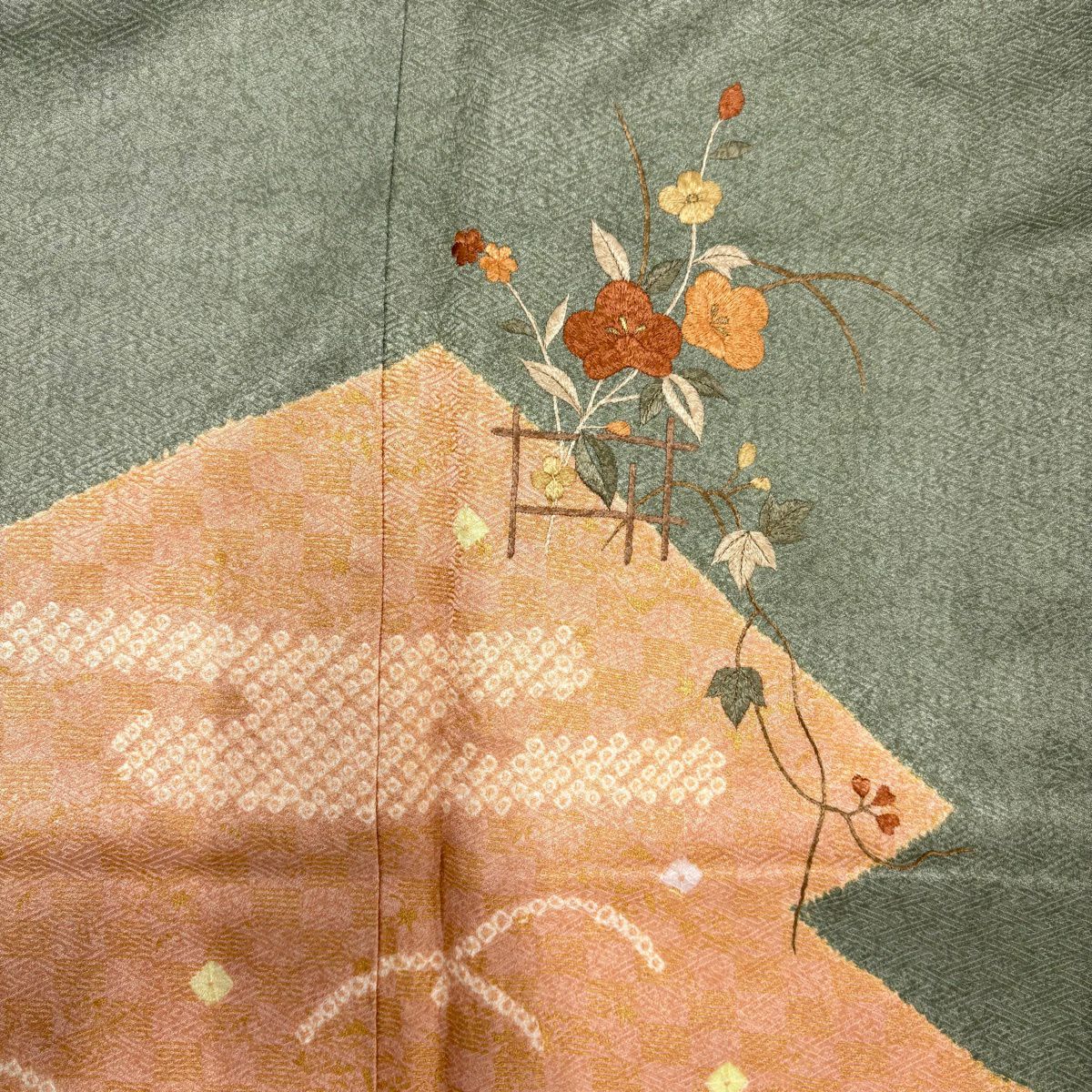 【美品】 付下 身長152cm 袖長64cm M 雙層 草花紋紋 ヱ霞刺繡 絞染 灰綠 純蠶絲 秀品級