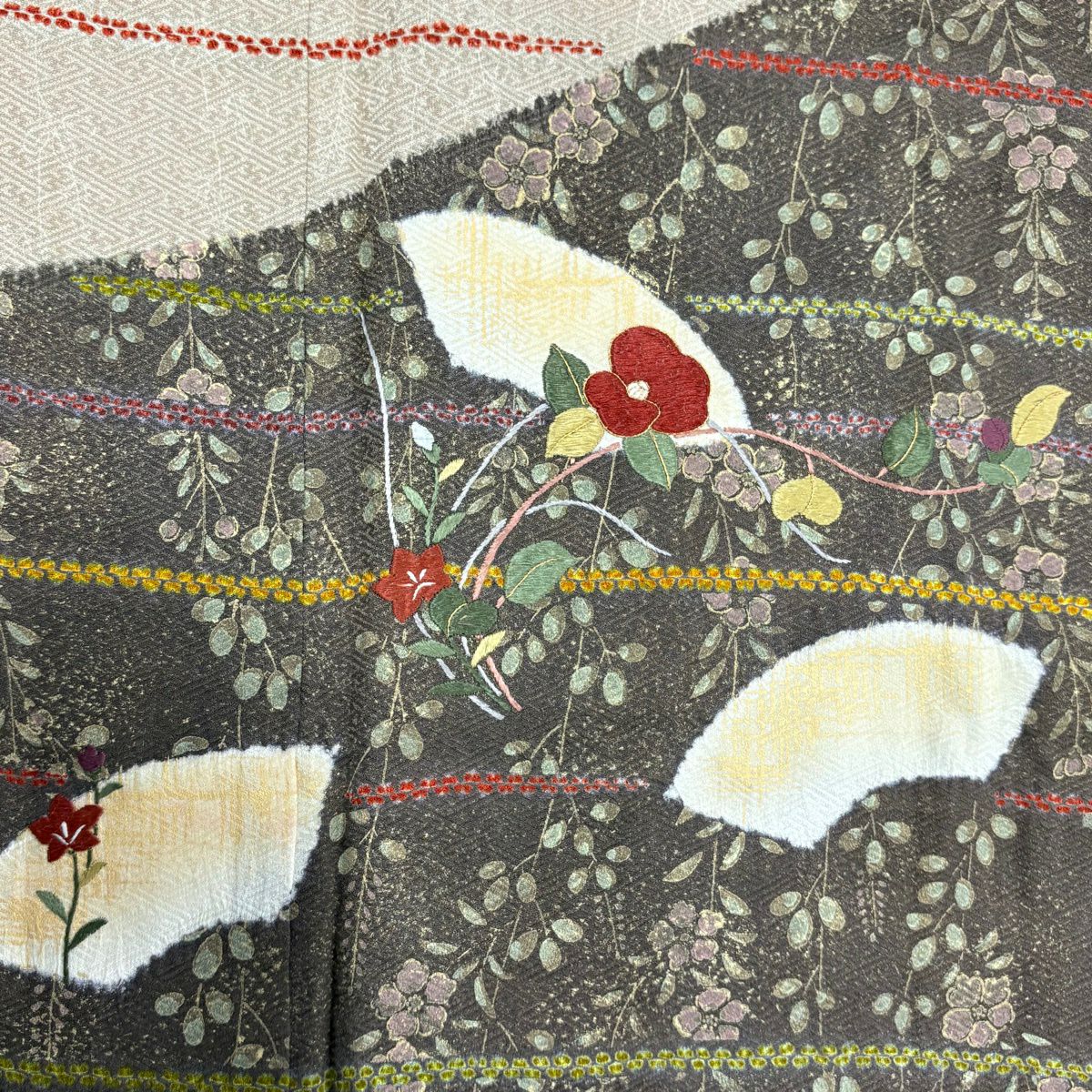 【美品】訪問服 身長159cm 袖長66cm M 雙層 扇子面 椿 金糸刺繡 薄茶 純蠶絲 秀品級
