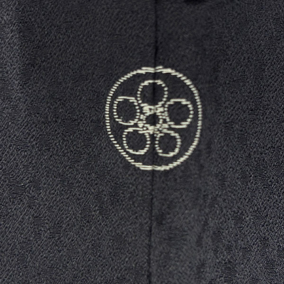 【美品】訪問服 身長157.5cm 袖長62cm S 雙層 梅花 刺繡 墨 黑 純蠶絲 秀品級 一つ紋
