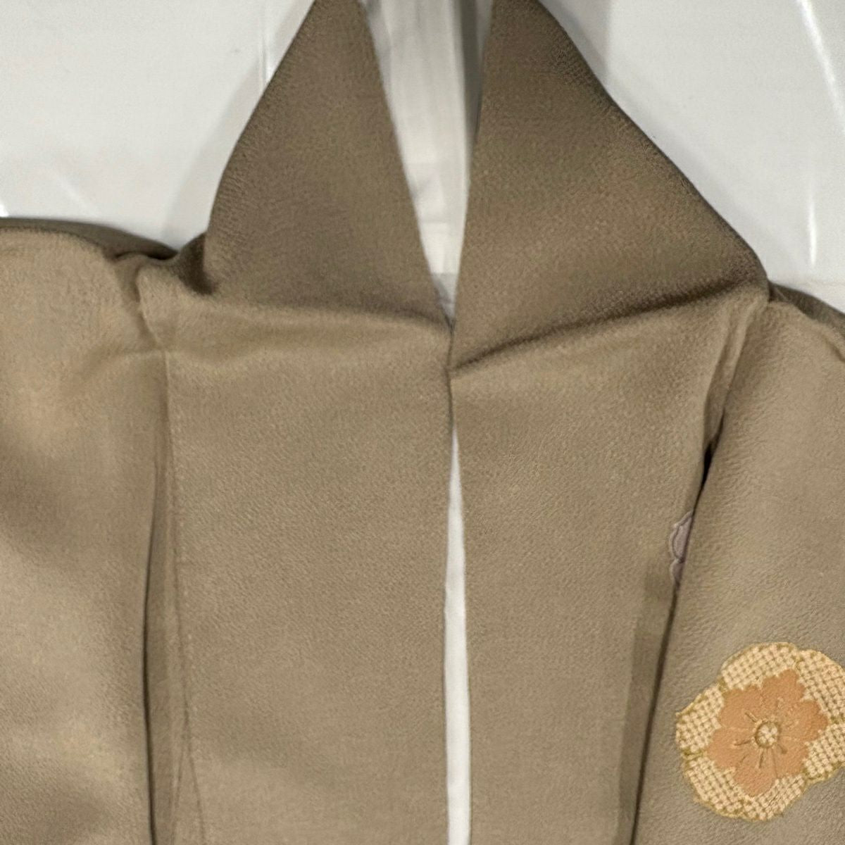【美品】訪問服 身長152cm 袖長64cm M 雙層 花唐草紋 絞染 金彩裝飾 薄茶 純蠶絲 秀品級