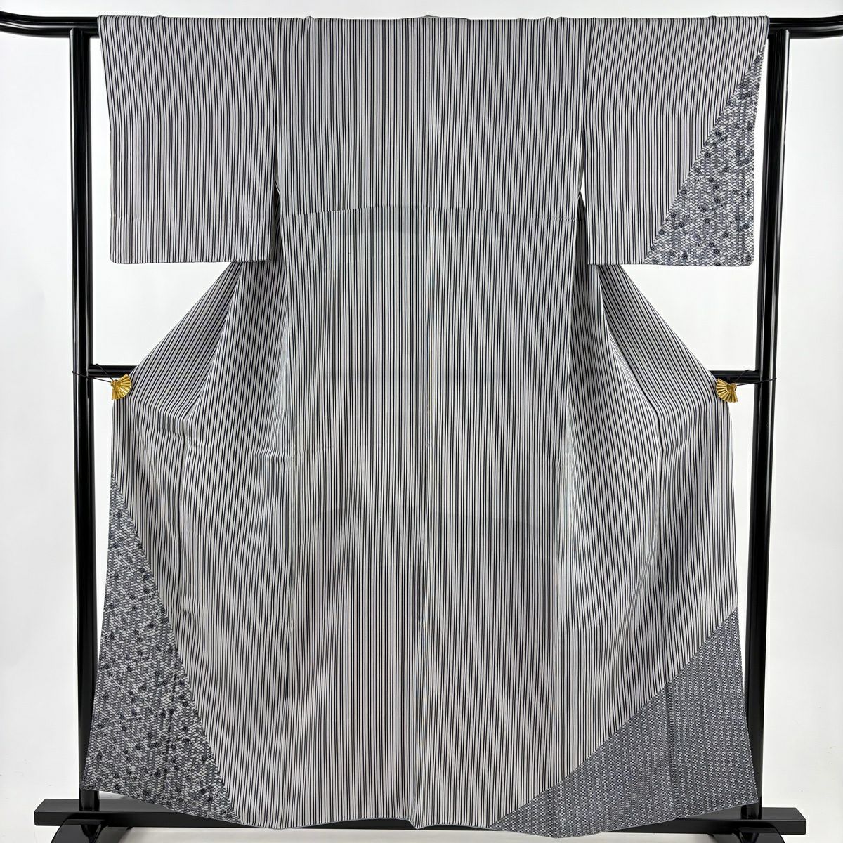 【美品】 付下 身長158.5cm 袖長62cm S 雙層 縱條紋 梅花 灰色 純蠶絲 秀品級