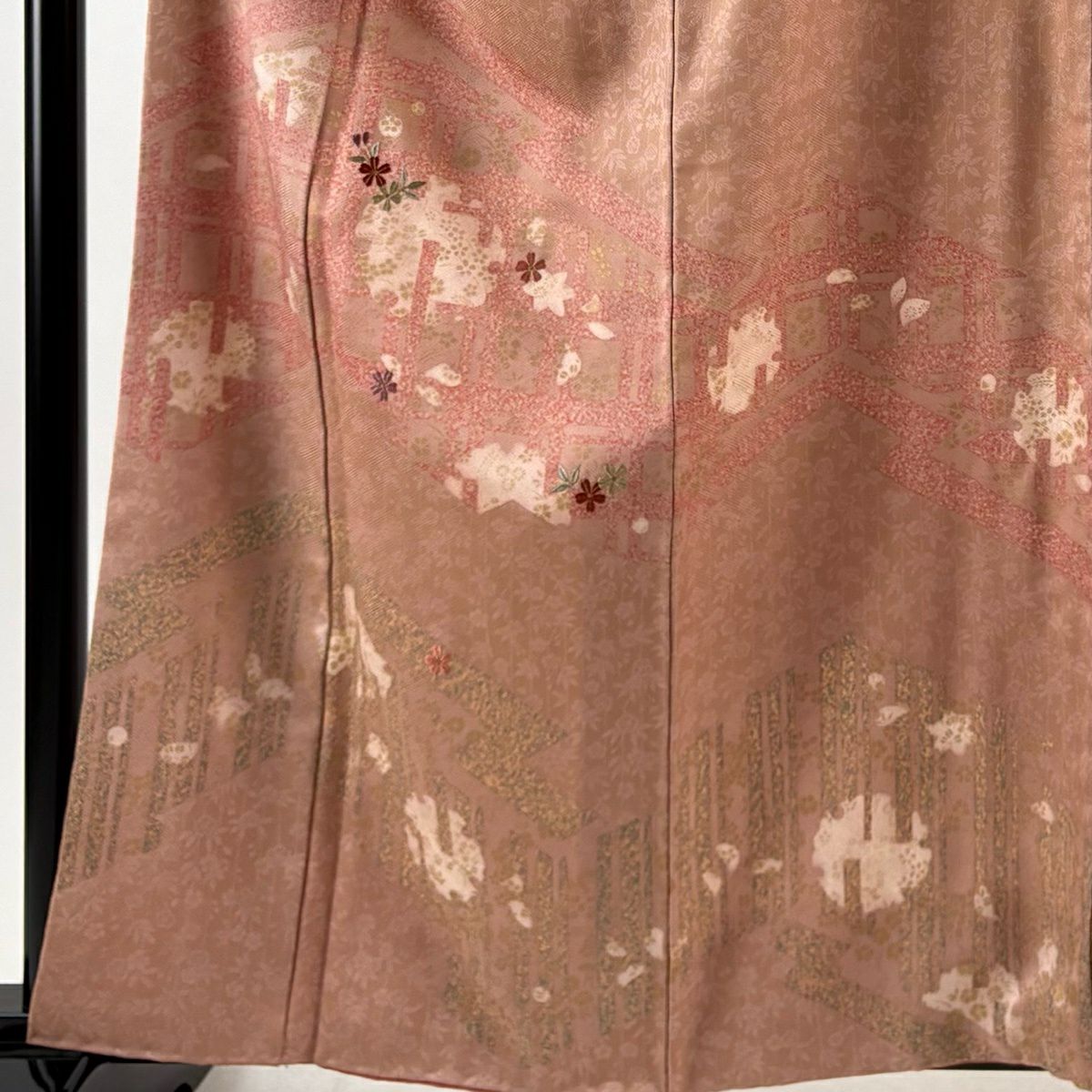 訪問服 身長160.5cm 袖長64cm M 雙層 建物 雪輪 刺繡 金彩裝飾 粉米色 純蠶絲 秀品級