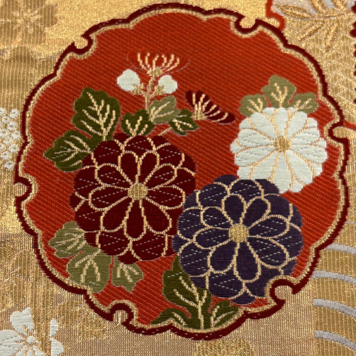 【美品】 袋帶 秀品級 雪輪 蝶 金絲 唐織 金色 六通 純蠶絲