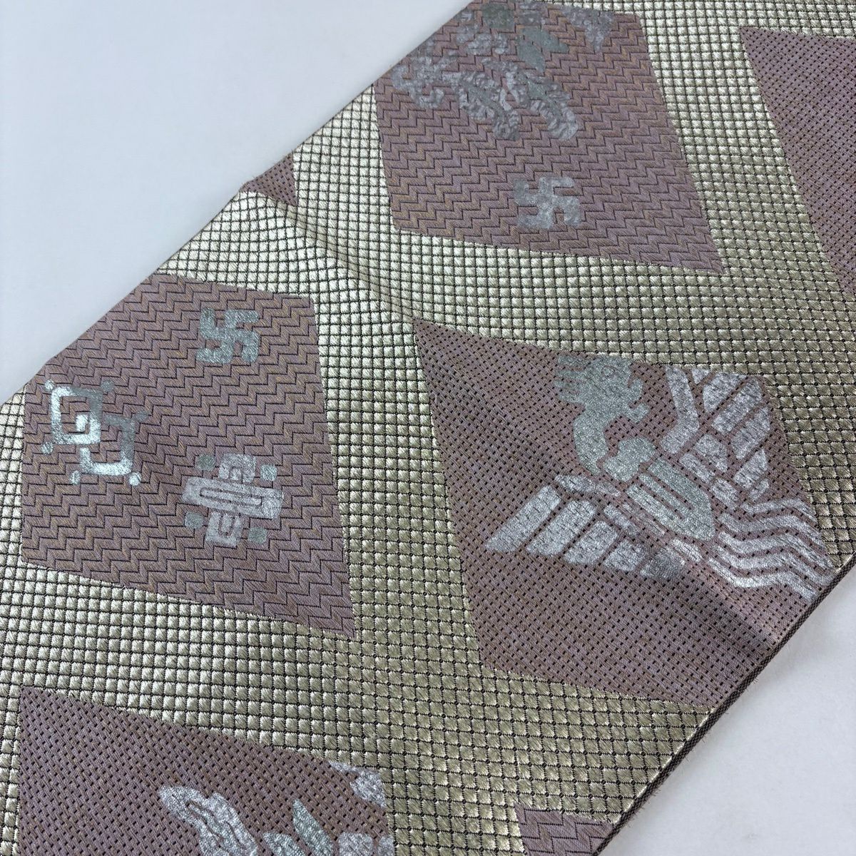 【美品】 袋帶 名品級 菱 鳥 金糸 銀銀彩 薄小豆 全通 純蠶絲