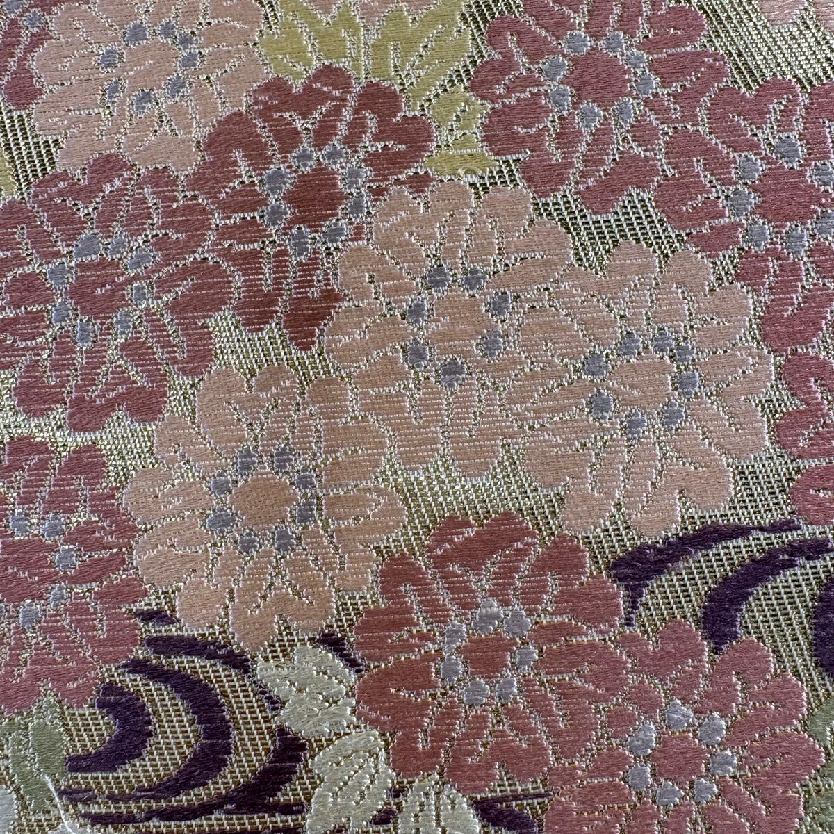 【美品】 袋帶 名品級 龜甲小花詰紋 芝 金金箔 金銀彩 米色 六通 純蠶絲