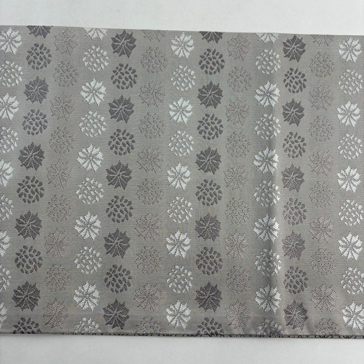 【美品】 袋帶 名品級 花 灰色 六通 純蠶絲