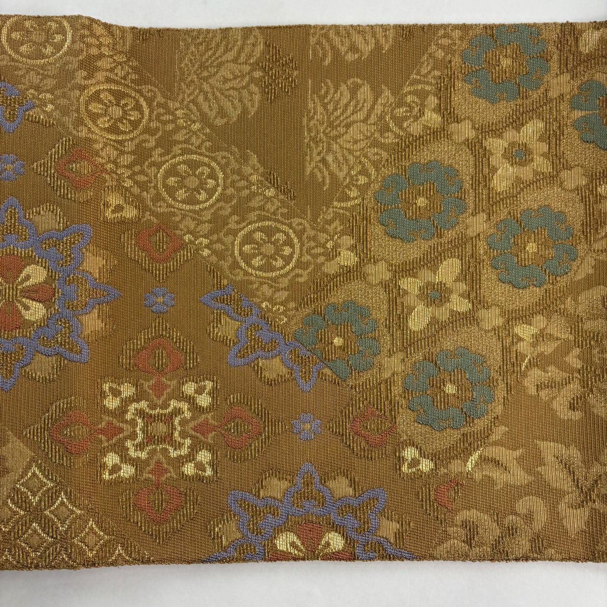 【美品】 袋帶 名品級 華紋 鶏頭 輪奈織 金糸 山吹茶 紅色 お太鼓柄 純蠶絲