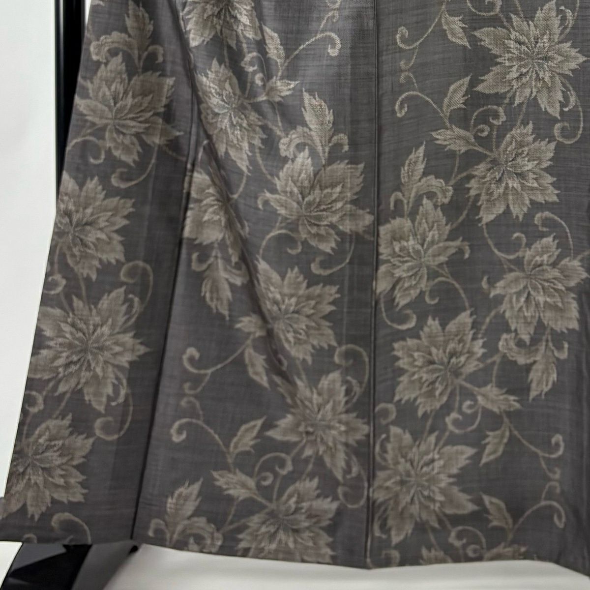【美品】 紬織 身長163.5cm 袖長64.5cm M 單層 花唐草紋 灰茶 純蠶絲 名品級