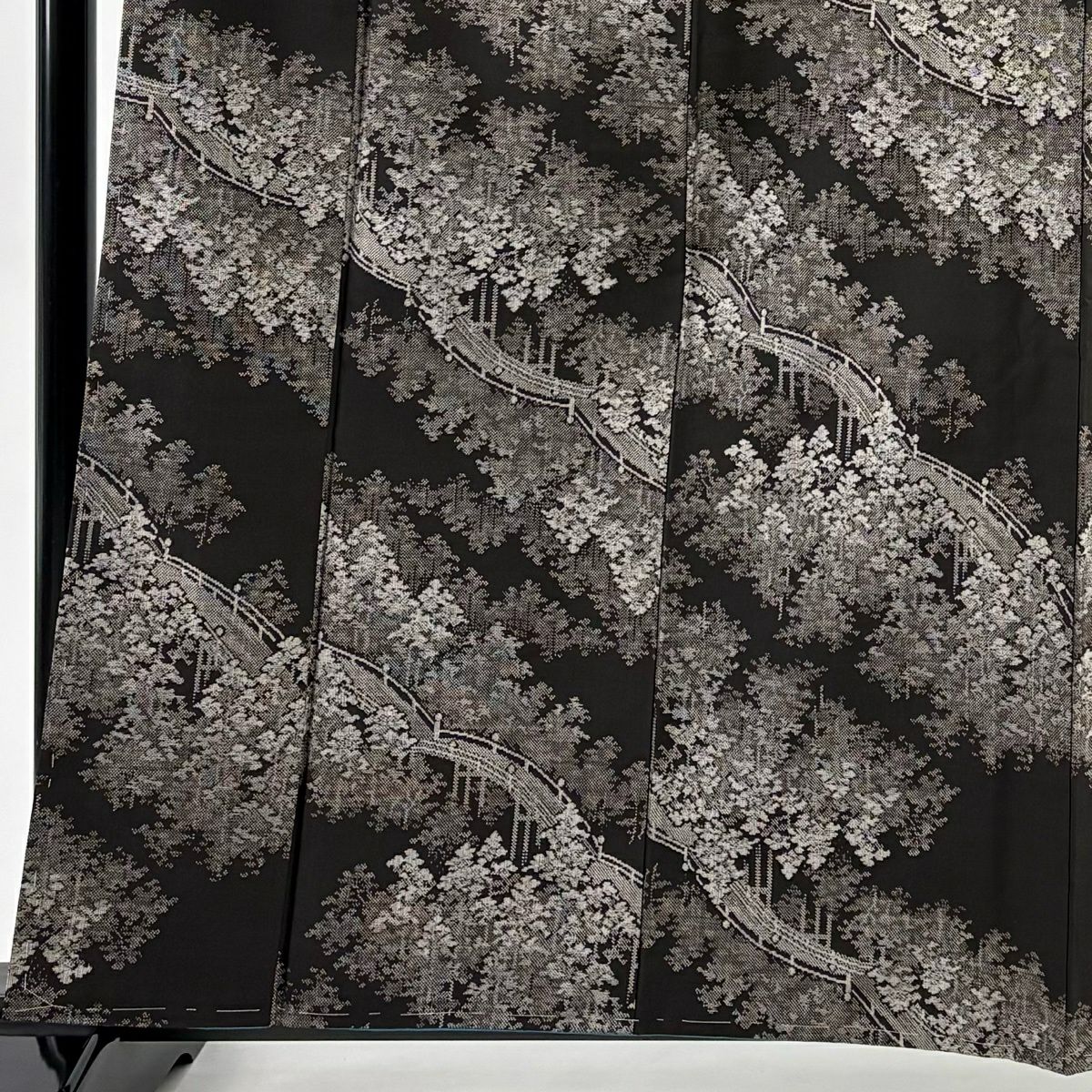 【美品】 大島紬織 身長161.5cm 袖長66cm M 雙層 純泥染 落款あり 證書あり 樹木 橋 焦茶 深藍 純蠶絲 名品級