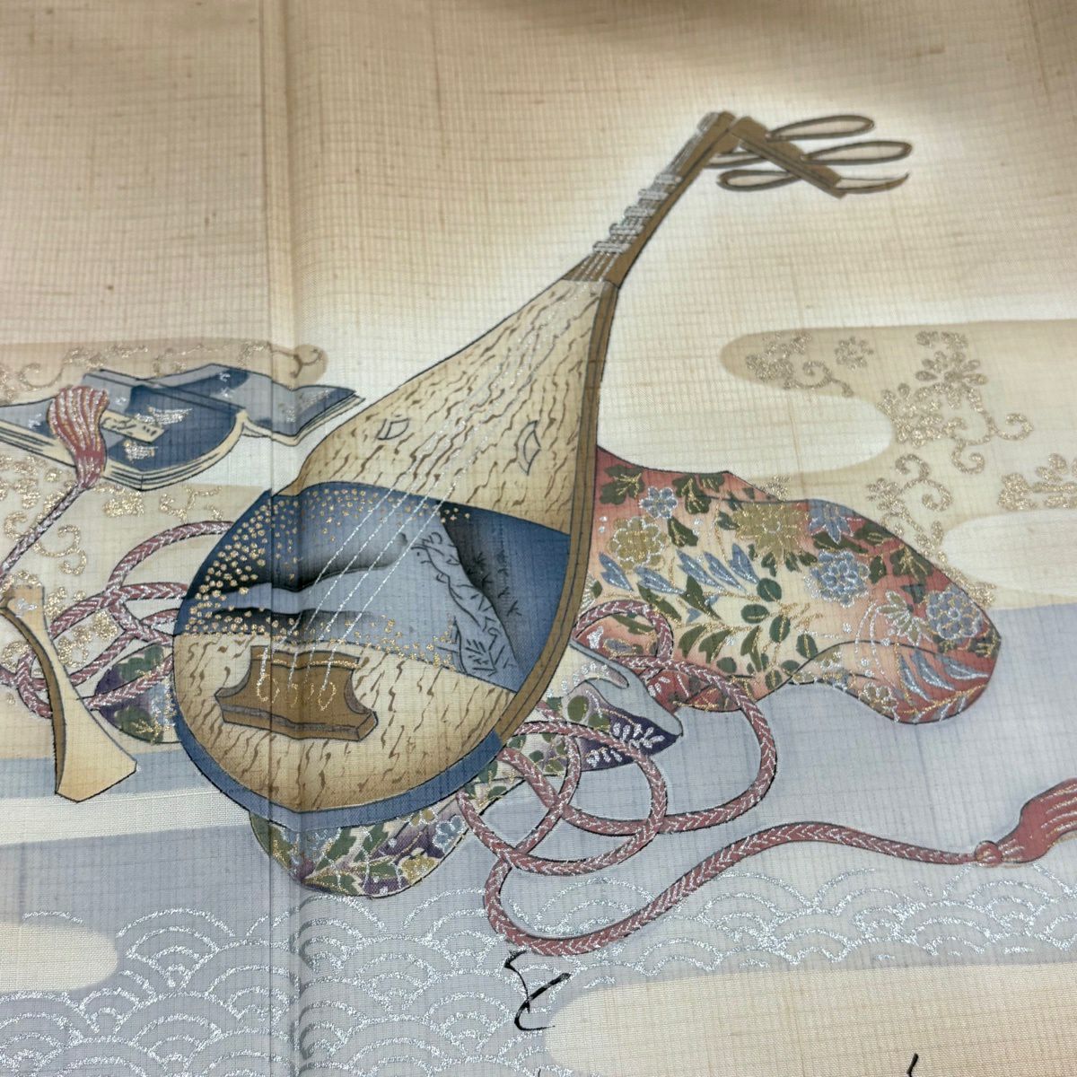 【美品】 付下 身長165.5cm 袖長64cm M 雙層 樽本伊勢蔵 結城紬織織地 落款あり 証紙あり 琵琶 文字文 金銀彩 漸變 薄茶 純蠶絲 名品級