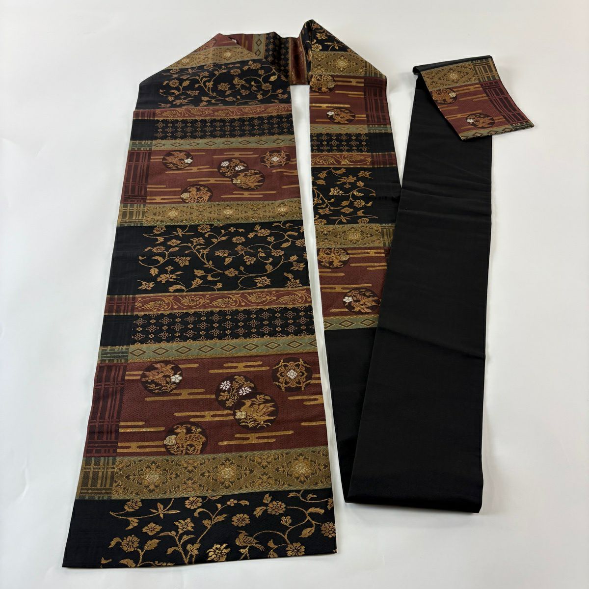 【美品】 名古屋帶 秀品級 花鳥 動物 金金箔 金絲 黑 純蠶絲