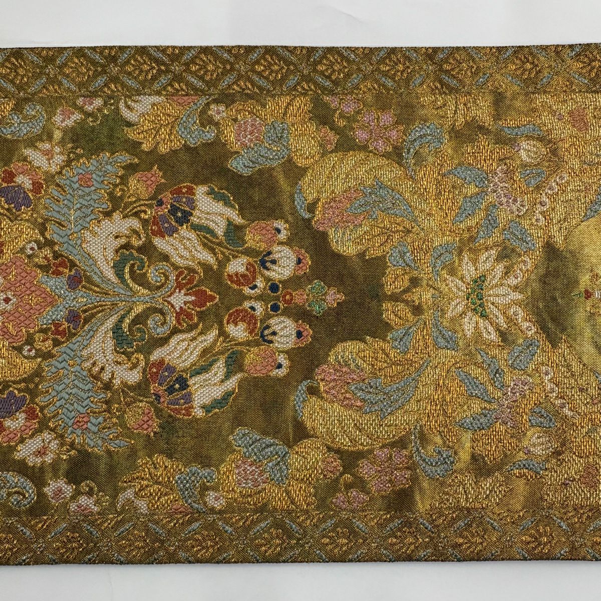 【美品】 袋帶 秀品級 草花紋 金糸 金金箔 金 六通 純蠶絲