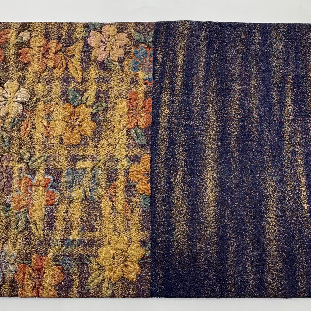 【美品】 袋帶 秀品級 櫻花 格子 金金箔 金彩裝飾 紫色 六通 純蠶絲