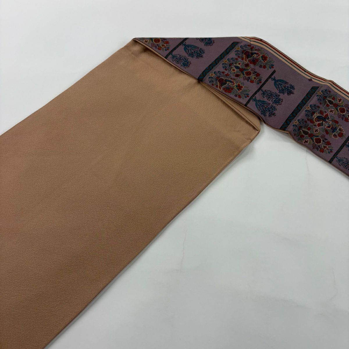 【美品】 名古屋帶 秀品級 鳥 草花紋 金彩裝飾 灰紫 純蠶絲