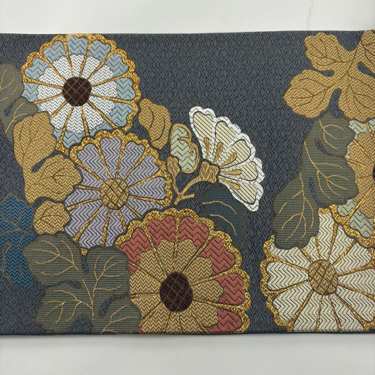 【美品】 袋帶 秀品級 菊花 金糸 金金箔 灰紫 六通 純蠶絲