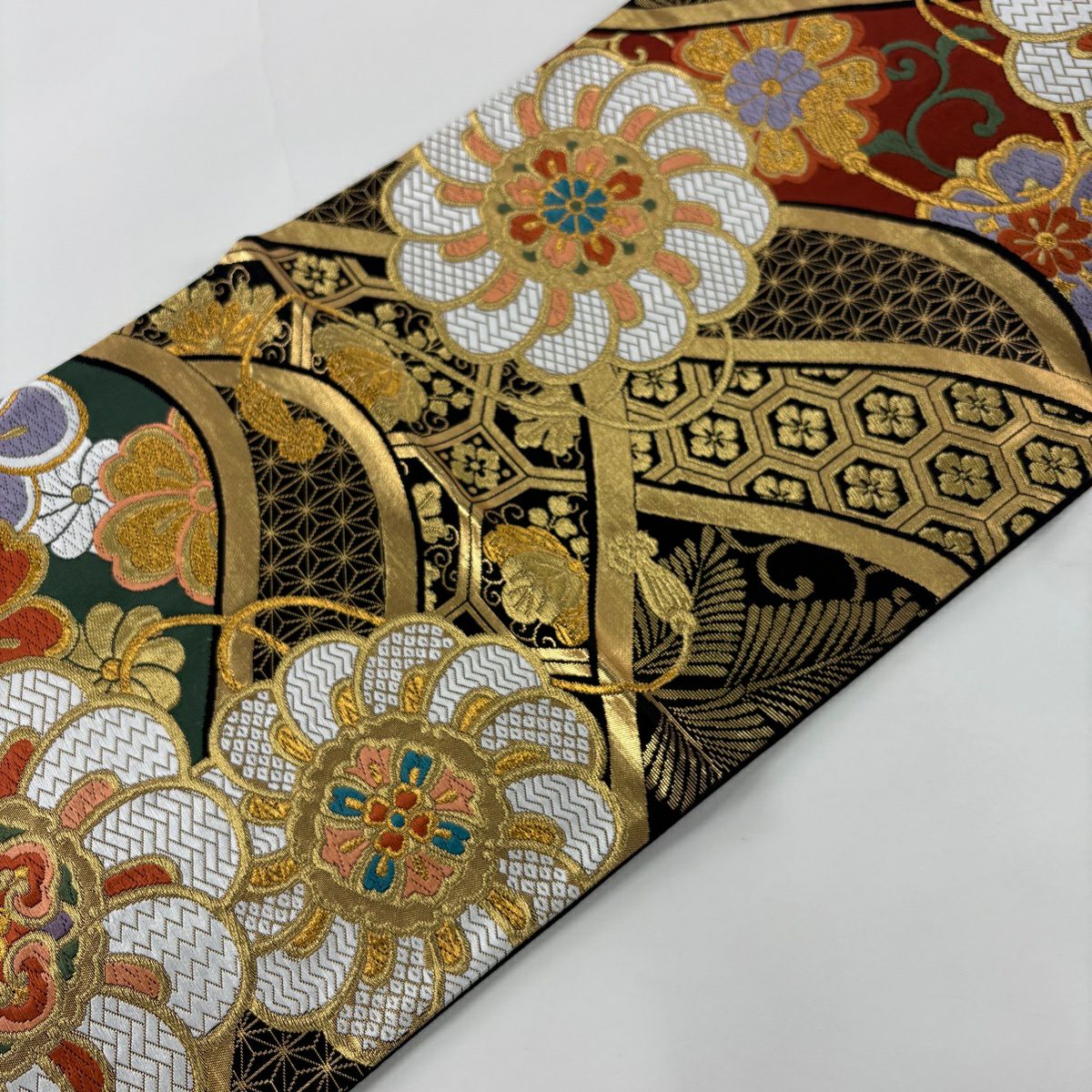 袋帶 秀品級 花唐草紋 組紐 金絲 唐織 黑 六通 純蠶絲