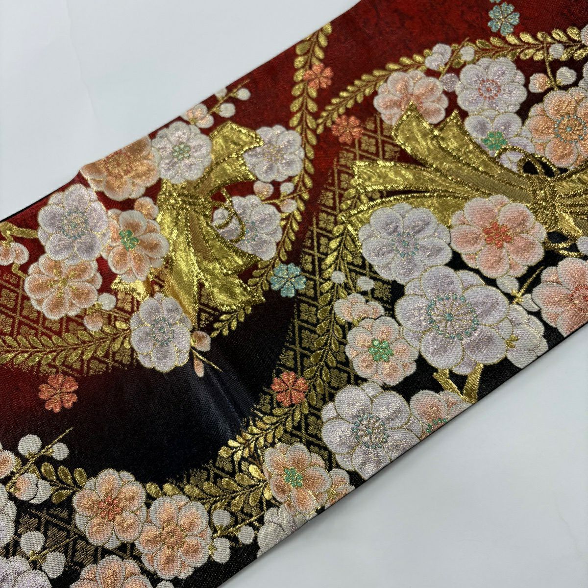 【美品】 袋帶 秀品級 束帶熨斗紋 梅花 拉麵絲 金金箔 紅 六通 純蠶絲