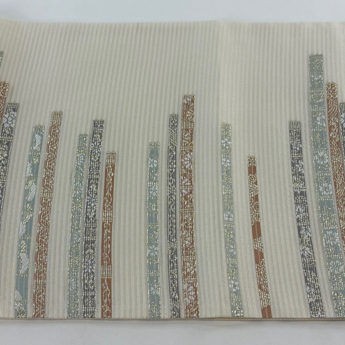 【美品】 袋帶 秀品級 夏帶 絽 縞 幾何學 金絲 奶油 六通 純蠶絲