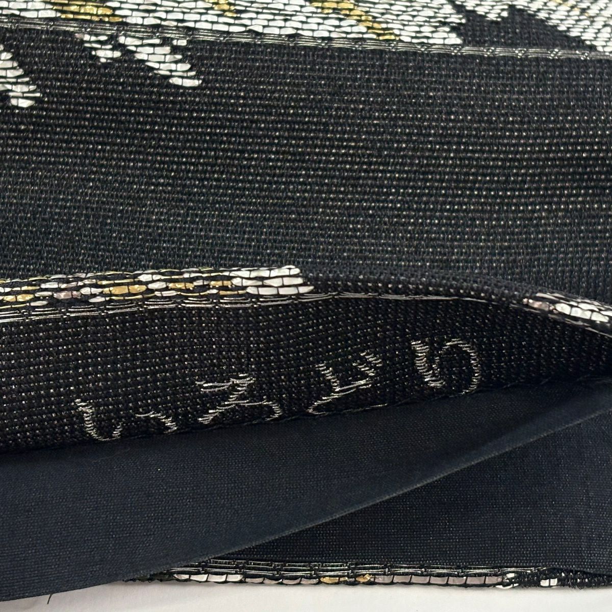 【美品】 袋帶 秀品級 彩色 幾何學 金金箔 黑 六通 純蠶絲
