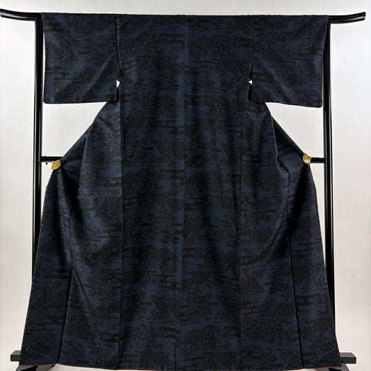 【美品】 大島紬織 身長164.5cm 袖長64cm M 雙層 都喜ヱ門 純泥染 證書附帶 草花紋紋 霞紋 深藍 純蠶絲 逸品級
