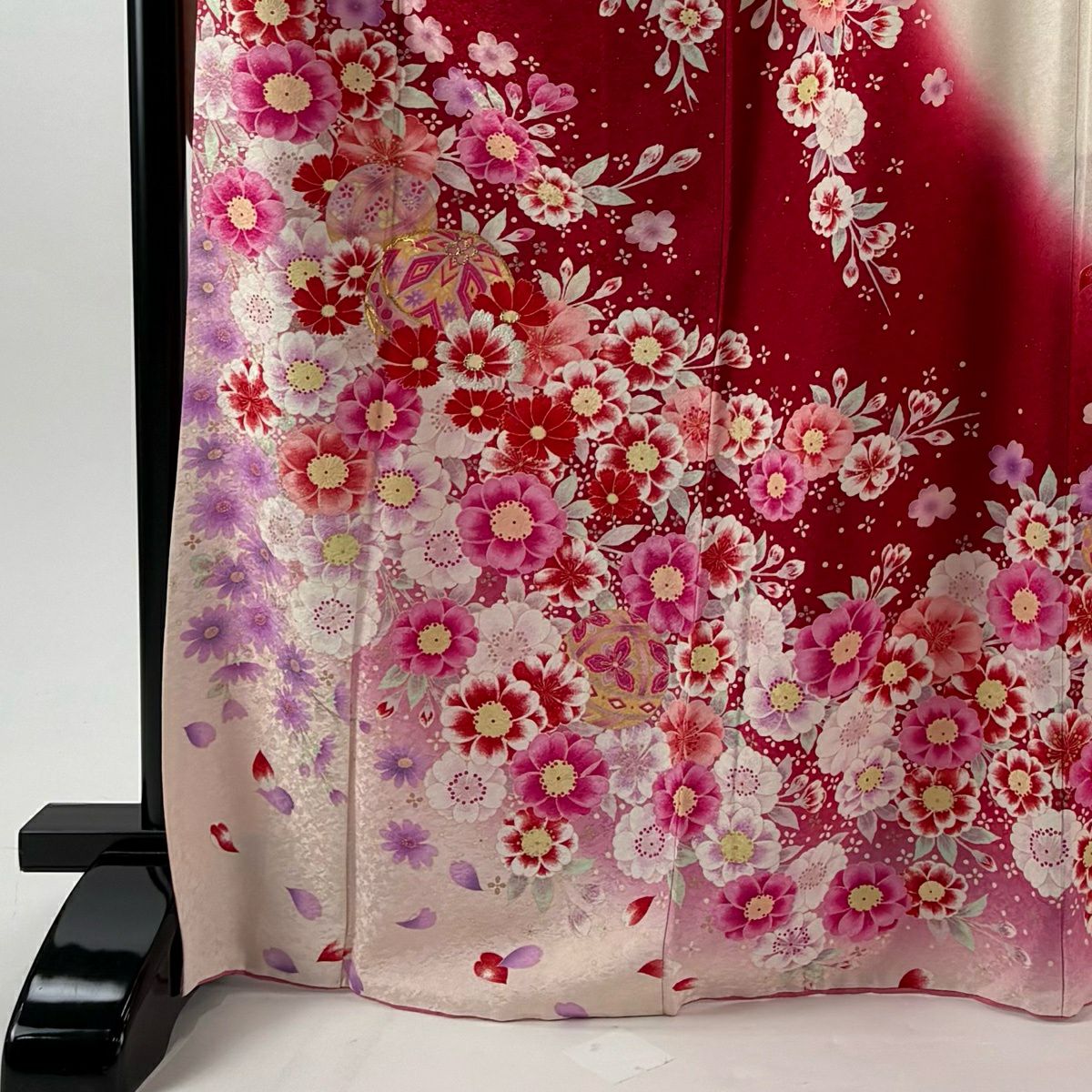 振袖禮服 身長170.5cm 袖長68cm L 雙層 手鞠 草花紋紋 金銀彩 紅 純蠶絲 逸品級