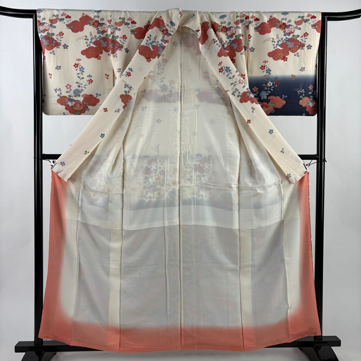 訪問服 身長159cm 袖長65cm M 雙層 落款 草花紋紋 霞 金彩裝飾 奶油色 純蠶絲 優品級