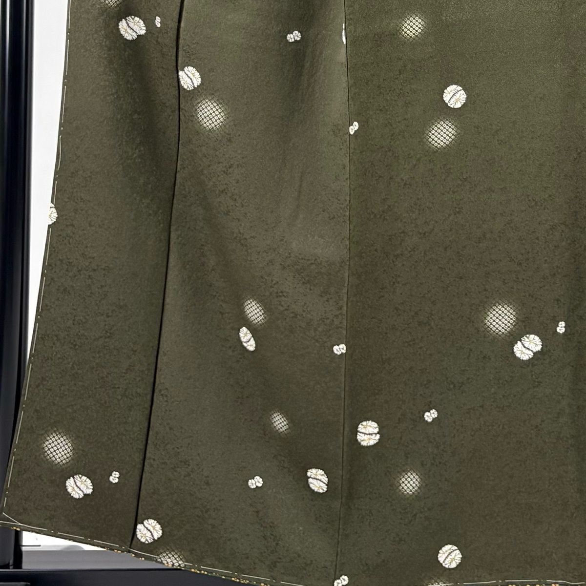 【美品】 小紋 身長157.5cm 袖長64cm M 雙層 蹴鞠花 漸層 茶綠 純蠶絲 秀品級