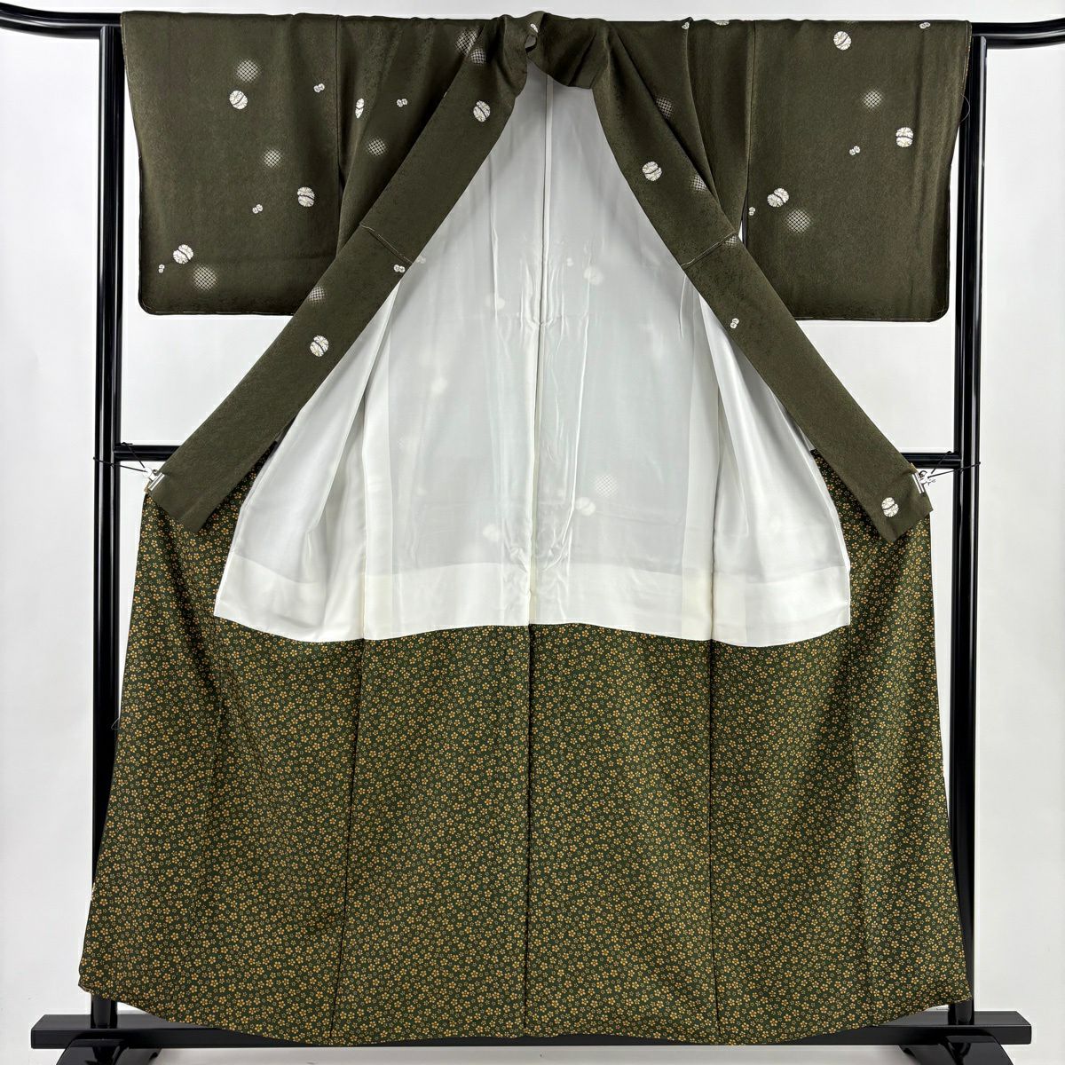 【美品】 小紋 身長157.5cm 袖長64cm M 雙層 蹴鞠花 漸層 茶綠 純蠶絲 秀品級