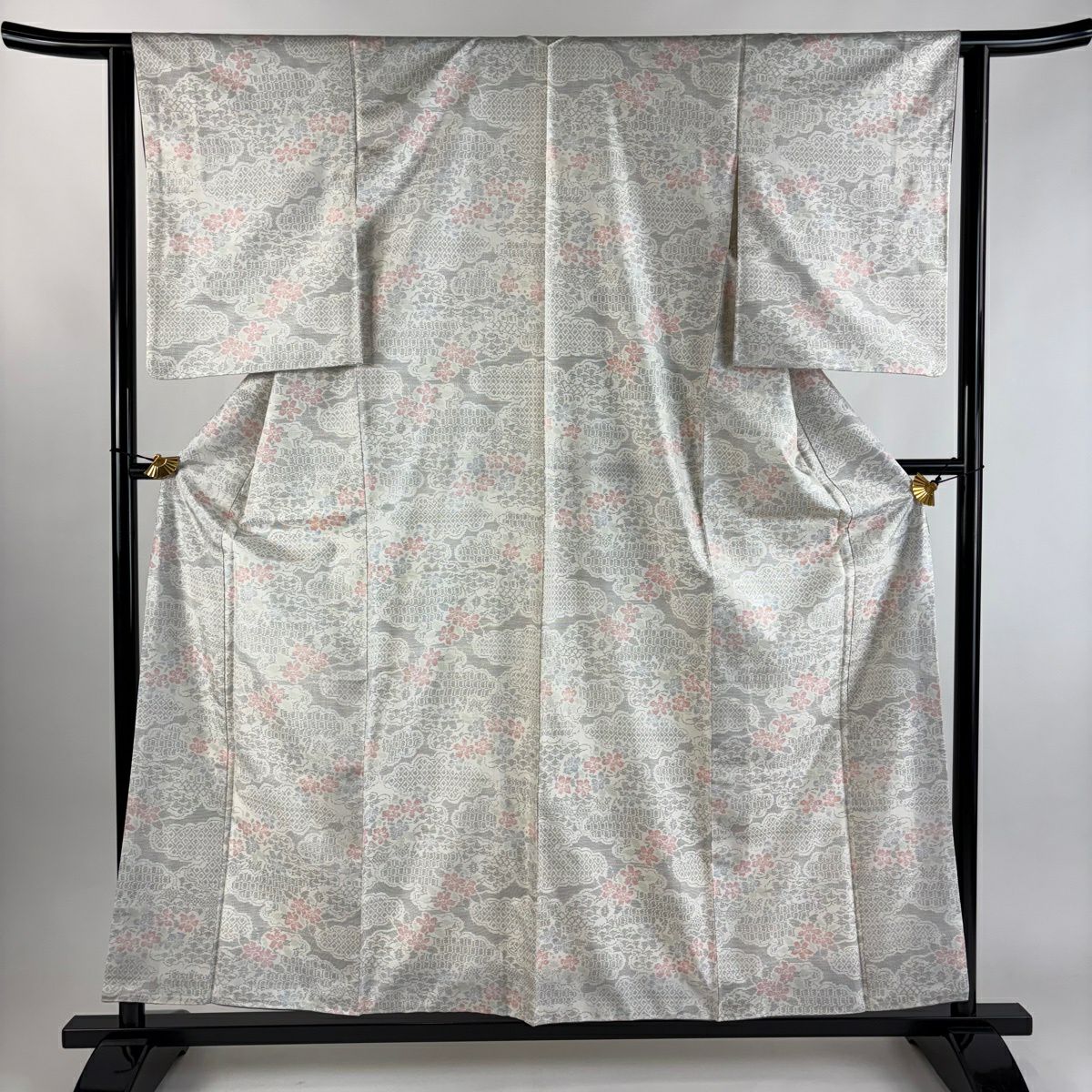 大島紬織 身長157.5cm 袖長63cm S 雙層 草花紋紋 雲文 灰白 純蠶絲 秀品級