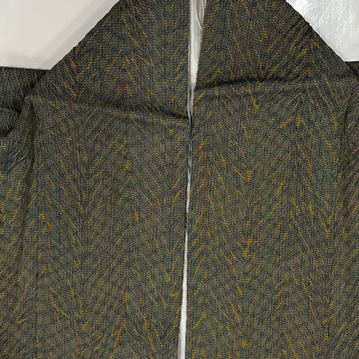 【美品】 小紋 身長159cm 袖長66.5cm M 雙層 紬織織 幾何學圖案 絞染 灰綠 純蠶絲 秀品級