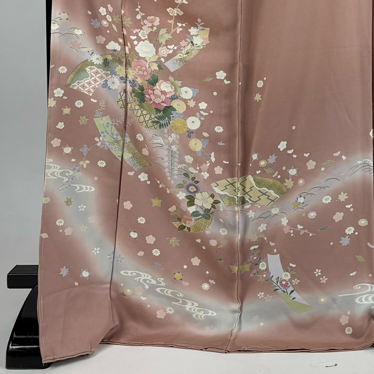 訪問服 身長175cm 袖長69cm L 未仕立 雜花 扇子面 金絲 金銀彩 粉紅 純蠶絲 優品級