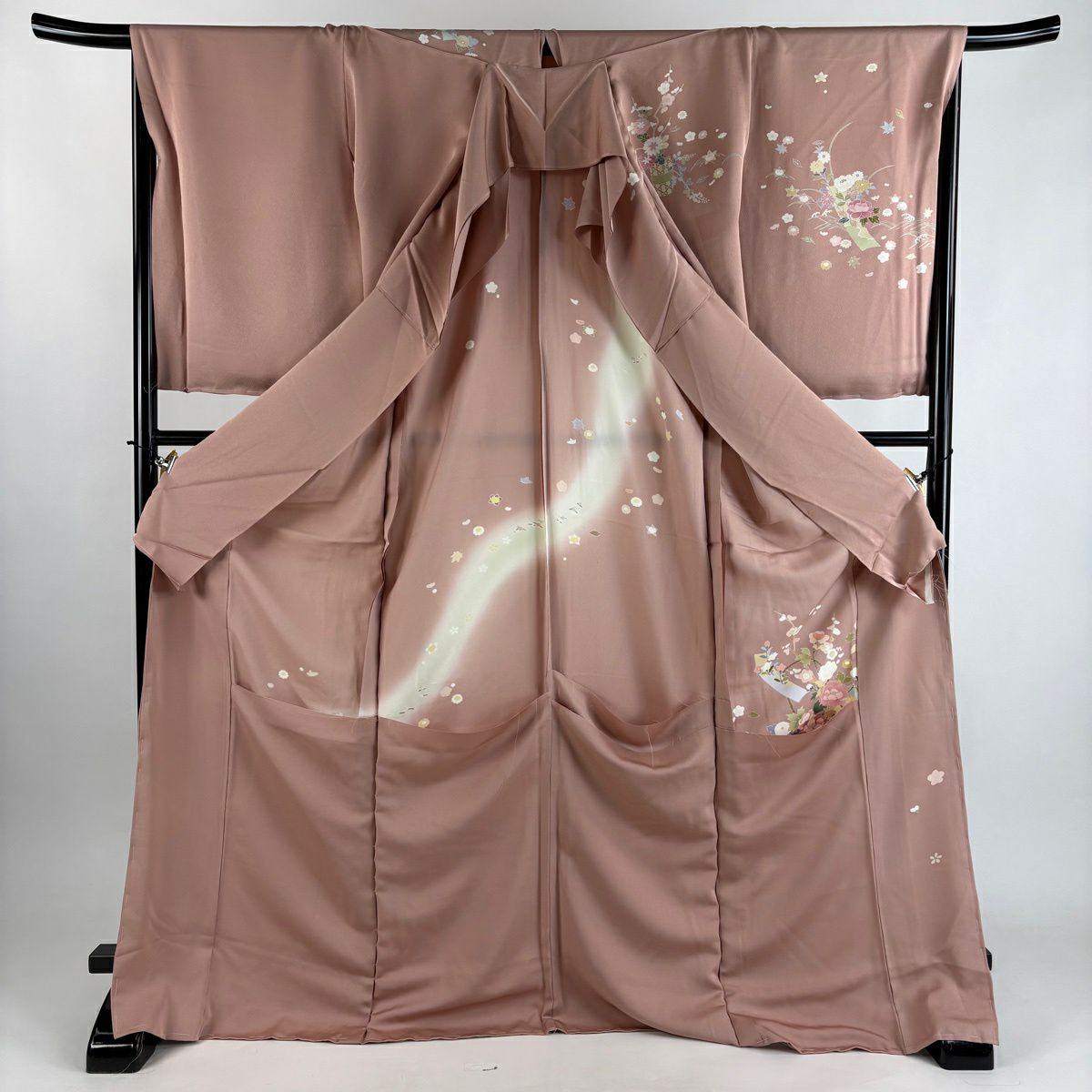 訪問服 身長175cm 袖長69cm L 未仕立 雜花 扇子面 金絲 金銀彩 粉紅 純蠶絲 優品級