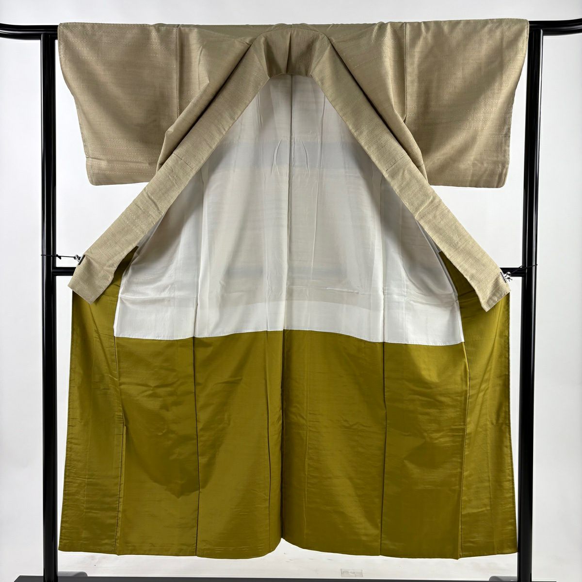 【美品】 紬織 身長156.5cm 袖長62.5cm S 雙層 地紋 薄茶 純蠶絲 秀品級